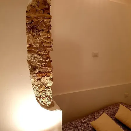 2 Bed In The Historical Center Pizzo Apartment