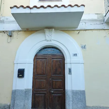 2 Bed In The Historical Center Pizzo *